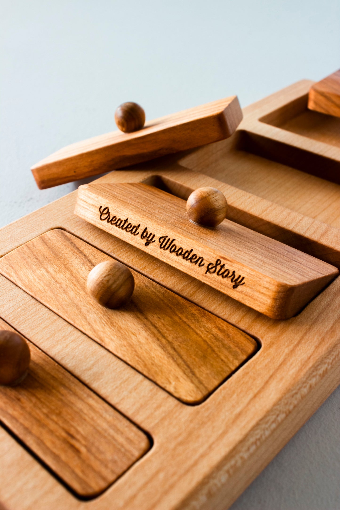 long-short knob puzzle - Montessori