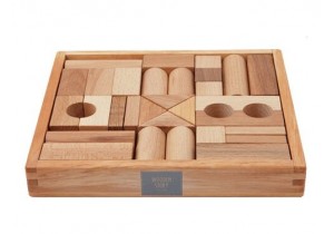 Natürliche Holzbausteine in der Kiste – 30 Stück