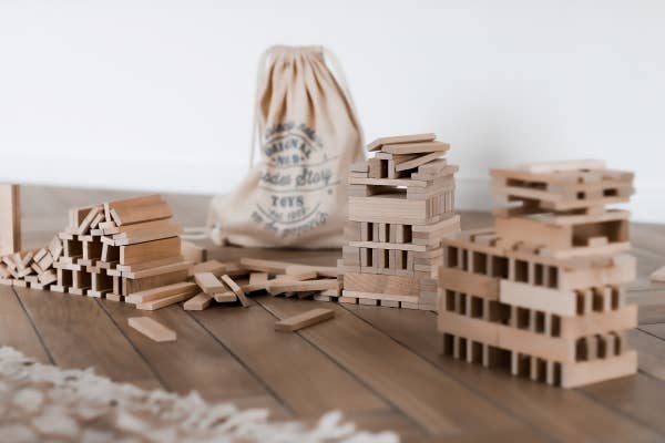 Wooden Architectural Blocks in Sack - 100 pcs