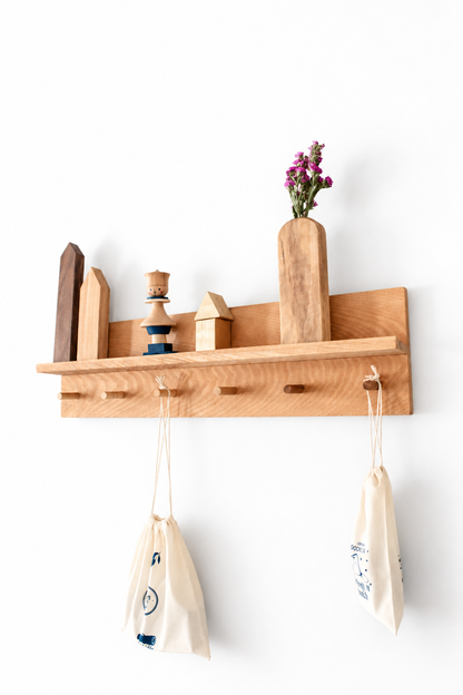 SHELF NO.06 with pegs
