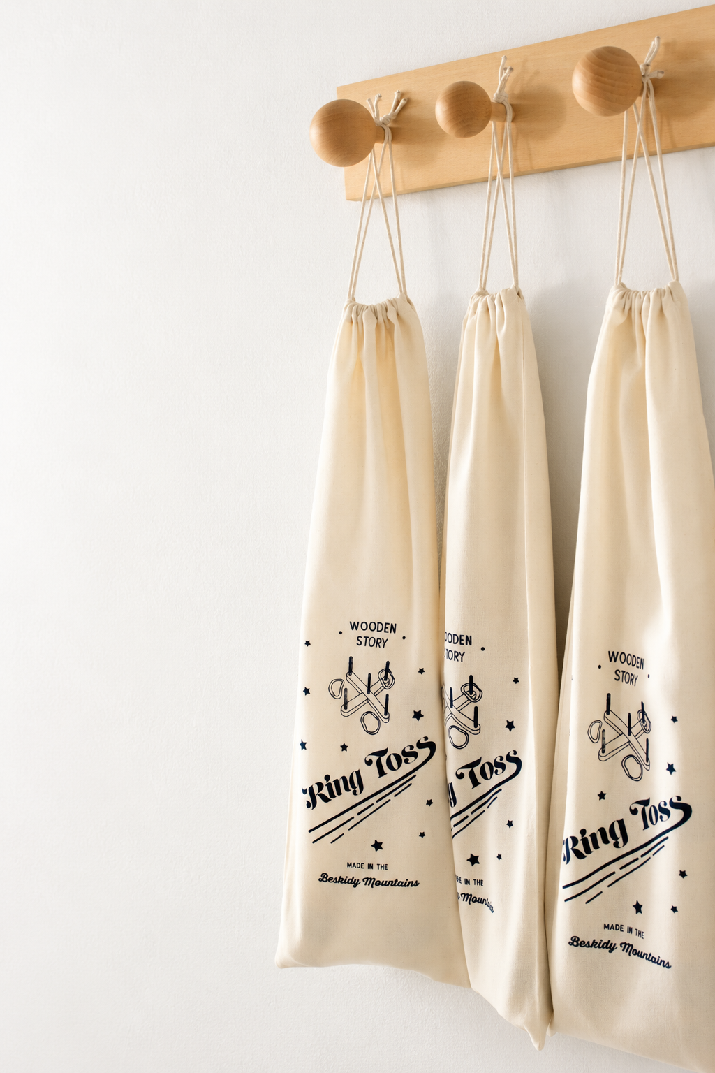 hanger No.02